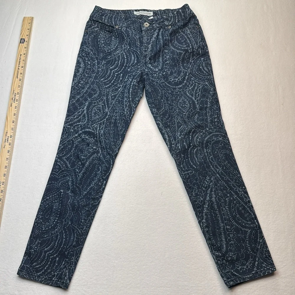 Chico’s Platinum Denim Paisley Ankle Jeans CHICOS 0 or size 4 / 6 XS blue